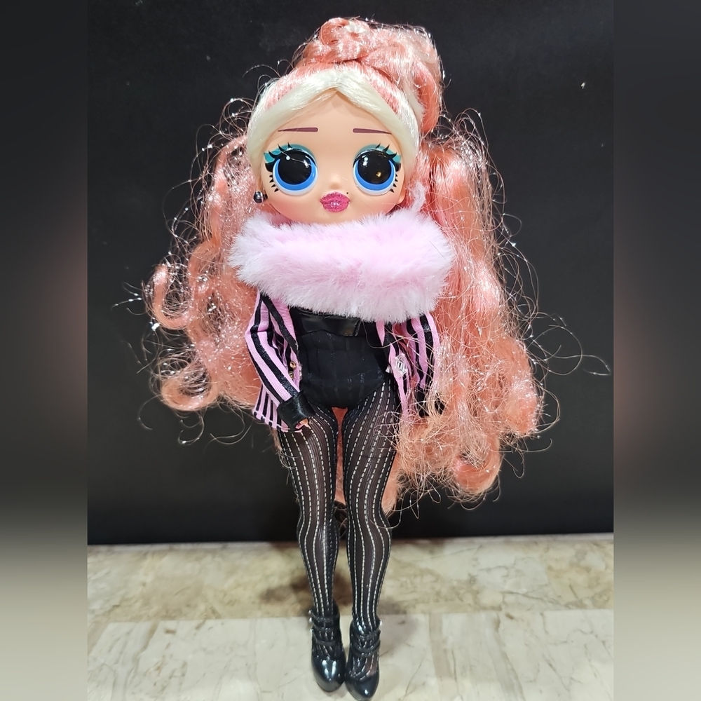 L.O.L. Surprise! Pink and Black Fashion‎ Doll with Accessories
